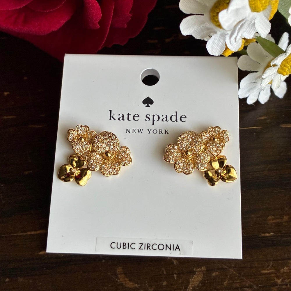 kate spade gold-tone floral cluster stud earrings - Picture 2 of 11